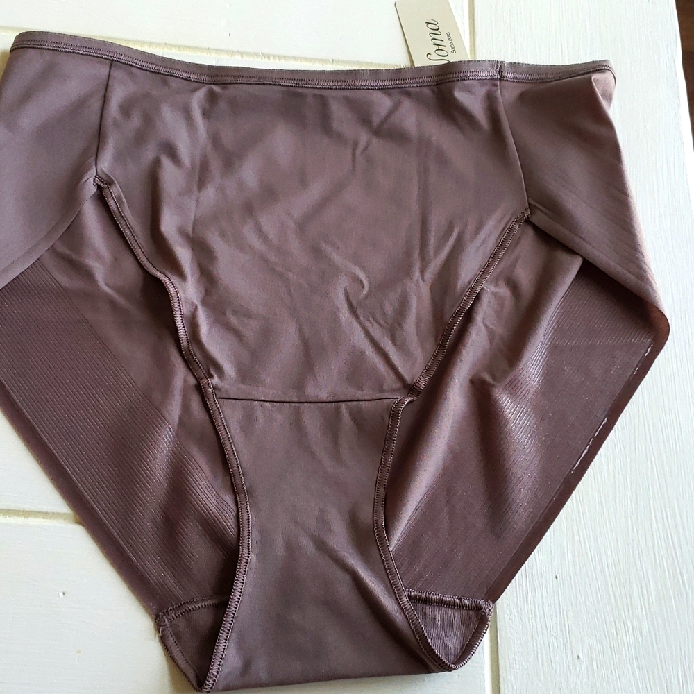 Soma XL high leg vanishing panties NWT